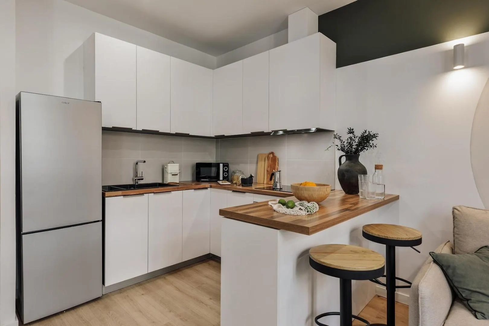 Cinar - 2 Bedrooms And Balcony In Sant Antoni Barcelona Spain